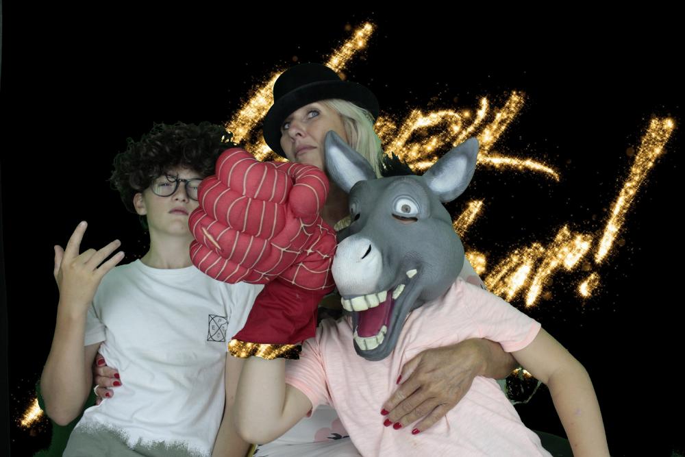 Leavers BBQ | View more photos from the event at gallery.myphotoboothexperience.co.uk/u/MyPhotoBoothExperienceLtd/Leavers-BBQ